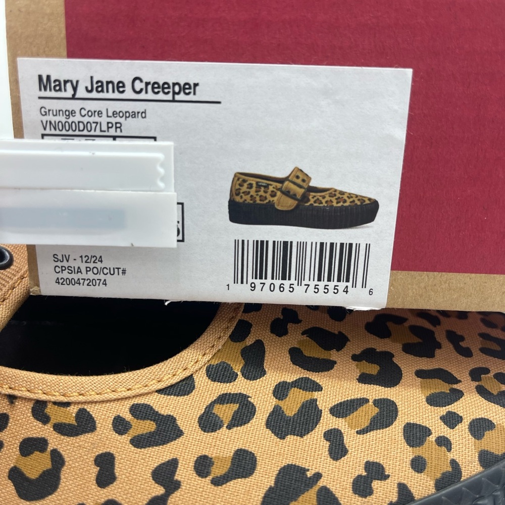 Vans WMNS Mary Jane Creeper
Grunge Core Leopard Platform Sneakers 
VN000D07LPR - Picture 16 of 16